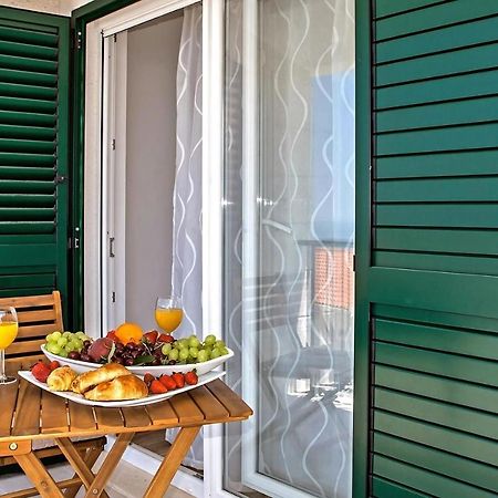 Vila House Dunja Omiš Exteriér fotografie