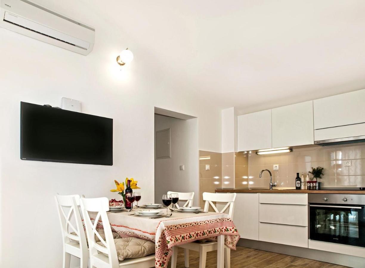 Vila House Dunja Omiš Exteriér fotografie
